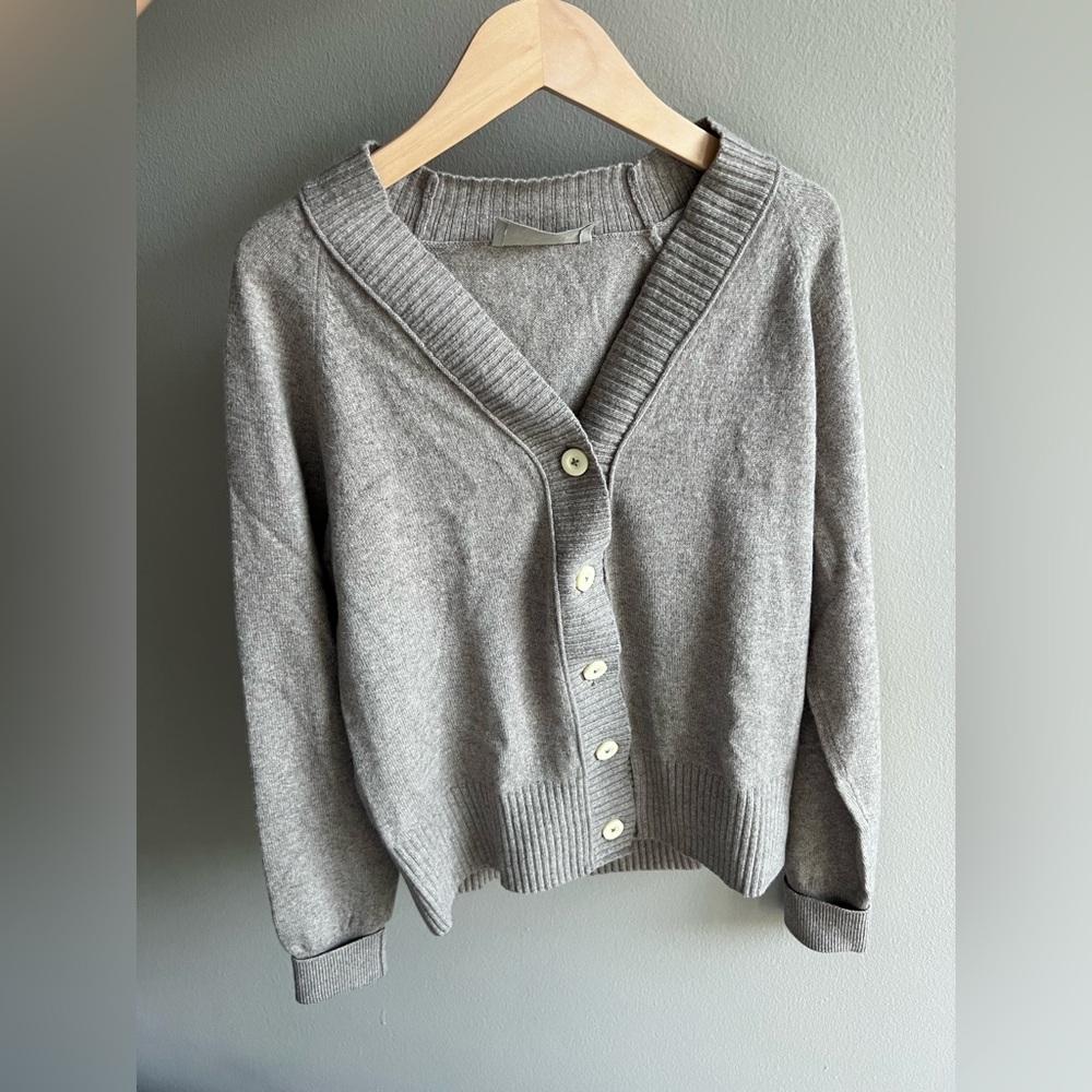 Everlane Beige Cashmere Wool Knit Cardigan